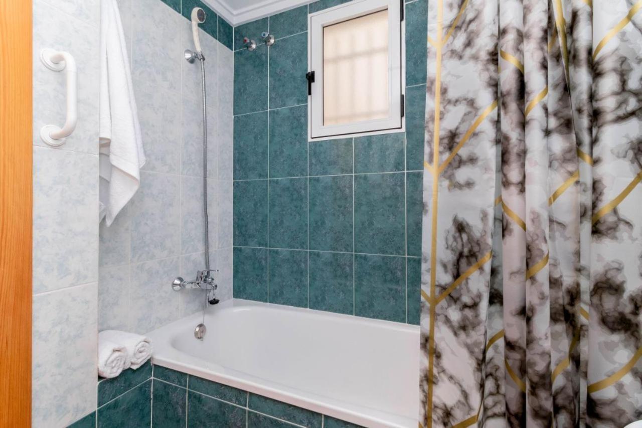 Apartamentos Villa Madrid Torrevieja Ngoại thất bức ảnh