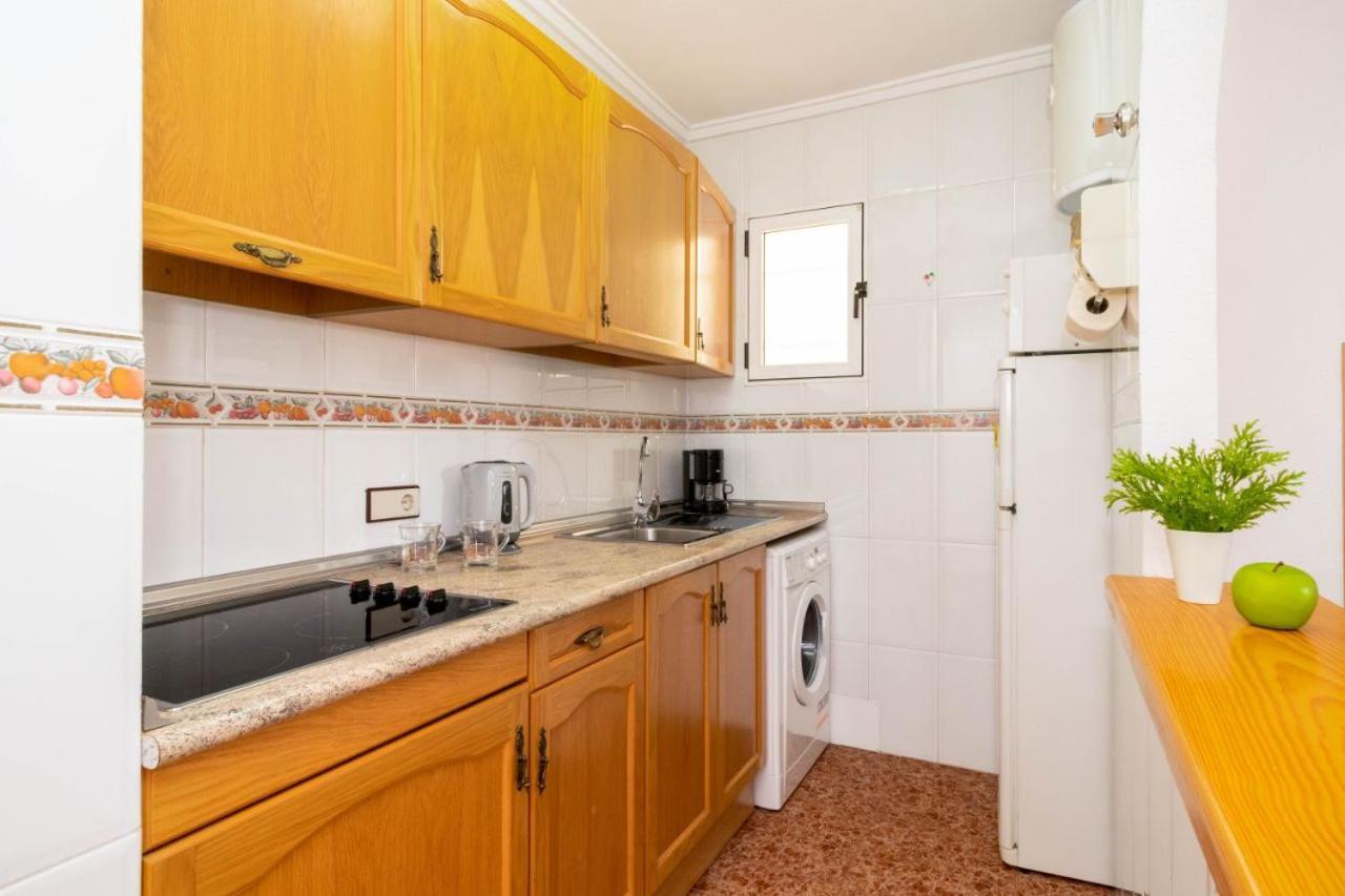Apartamentos Villa Madrid Torrevieja Ngoại thất bức ảnh